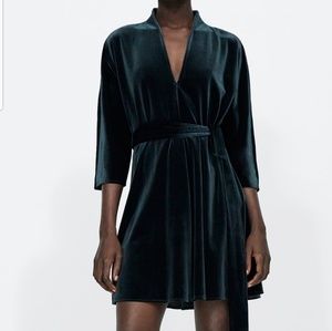 Velvet dress with tie waist